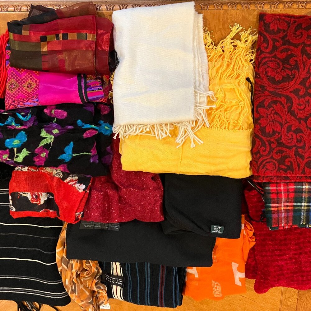 Beautiful Lot of 17 Scarves Multi Colors Sizes Patterns Polyester Cotton Acrylic